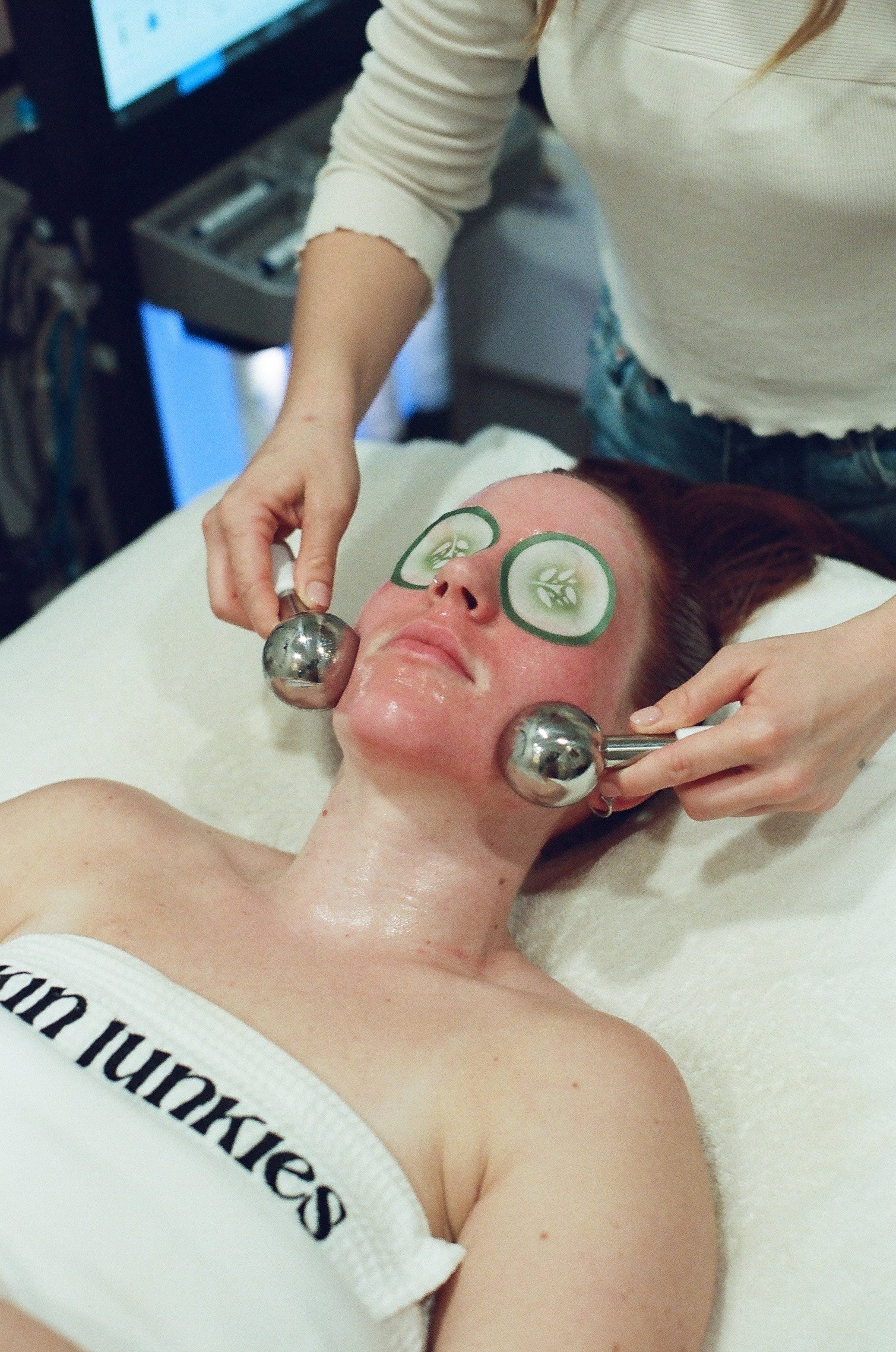 3 Simple Ways to Cool Off Your Skin This Summer