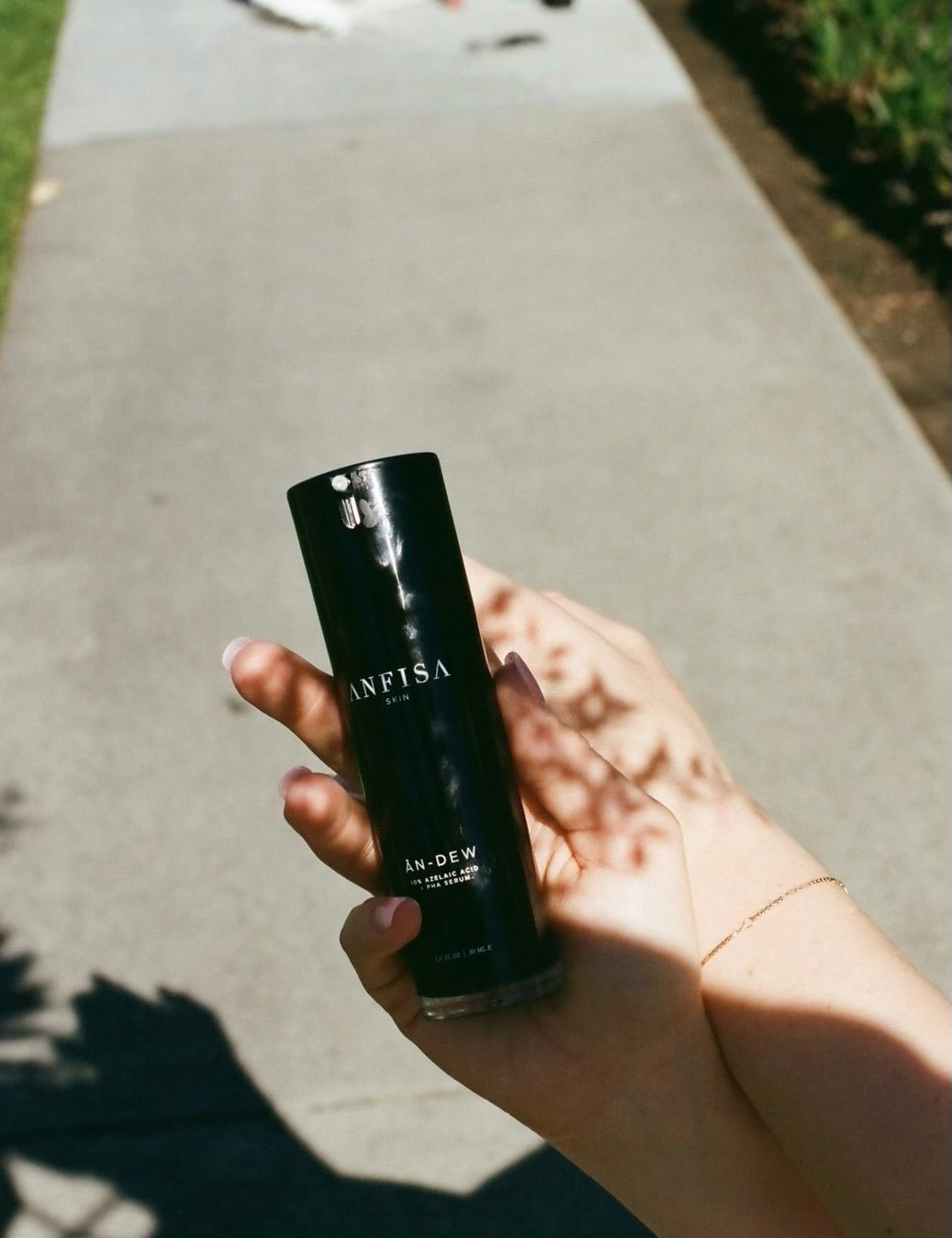 ÂN-DEW 10% Azelaic Acid + PHA Serum – Skin Junkies Studio